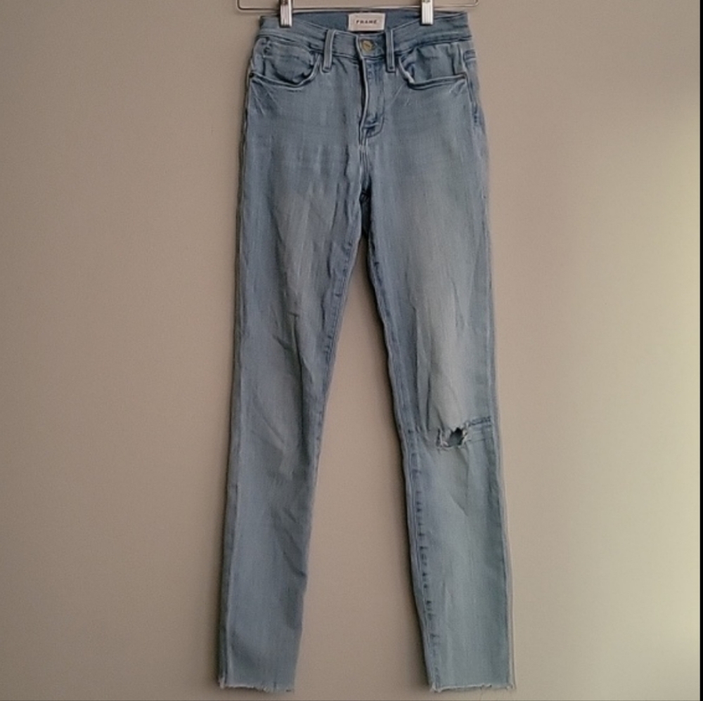 FRAME Le High Skinny Jeans Distressed Size 24